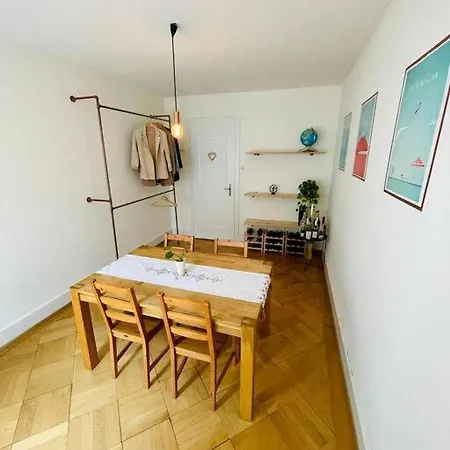 Cozy Central 1bd Fast Wifi